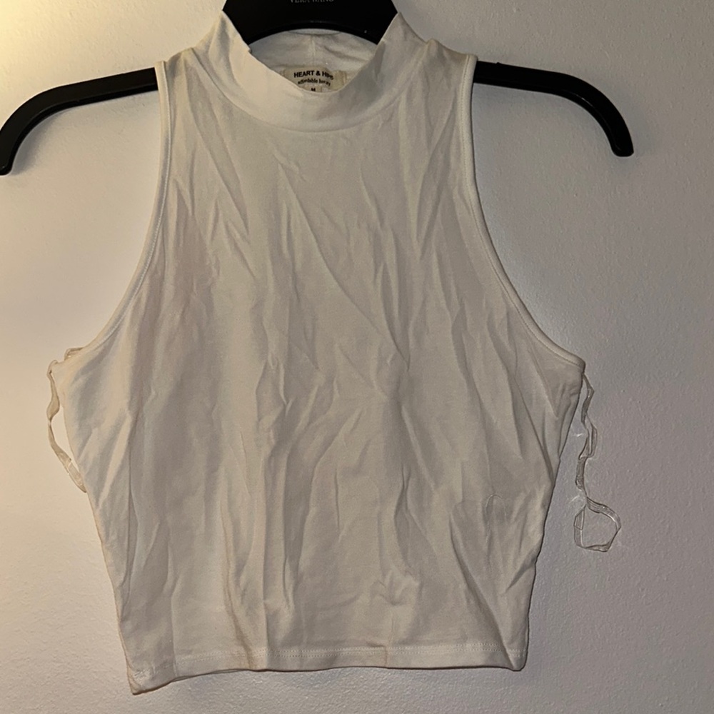 Heart & Hips Cream Sleeveless Crop Tank - NWOT